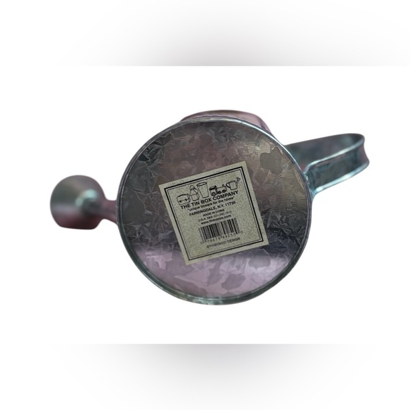 🔻Vintage🔻NWOT, The Tin Box Company, Rustic Rooster Watering Can, Silver 🐔 - Picture 5 of 7